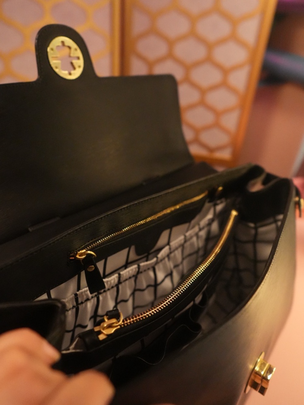 Jenna Emma 37 Work Bag Black Leather Top-Handle Bag - Picture 8 of 11